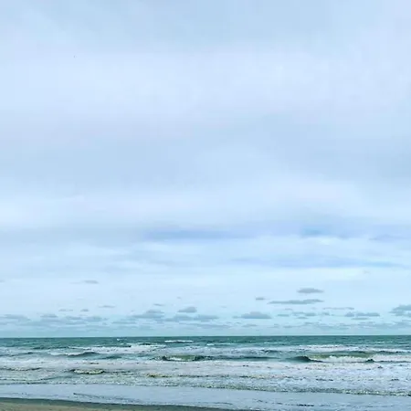 Dockside 0303 With Location