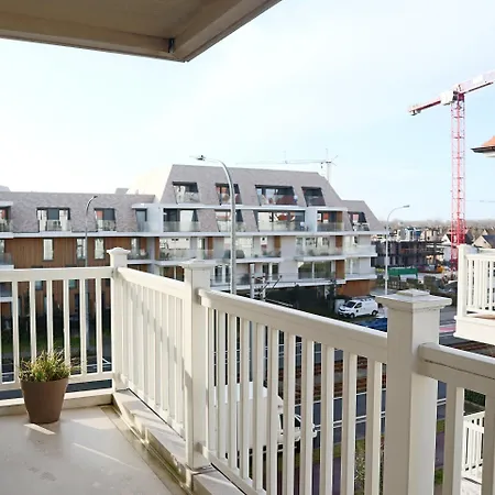 Dockside 0303 With Location